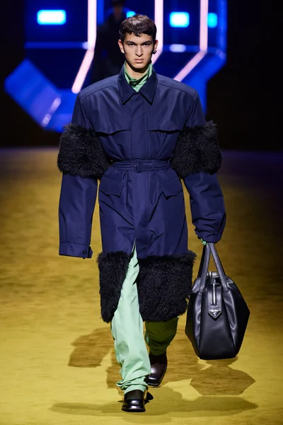 Look 41